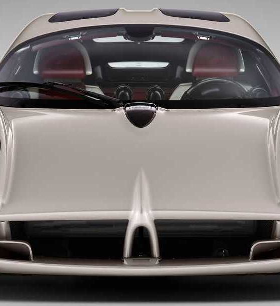 Pagani Utopia, the new €3.000.000 Hypercar signed by Horacio Pagani