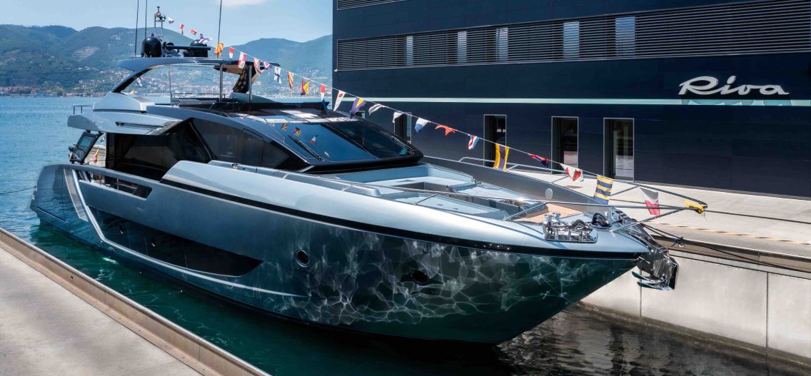 Unveiling the Riva 82’ Diva: Revolutionizing the Flybridge Experience