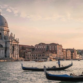 Evisia: the fascinating tale of an Italian Brand, crafted in Italy, tracing its legacy to the third generation proprietors