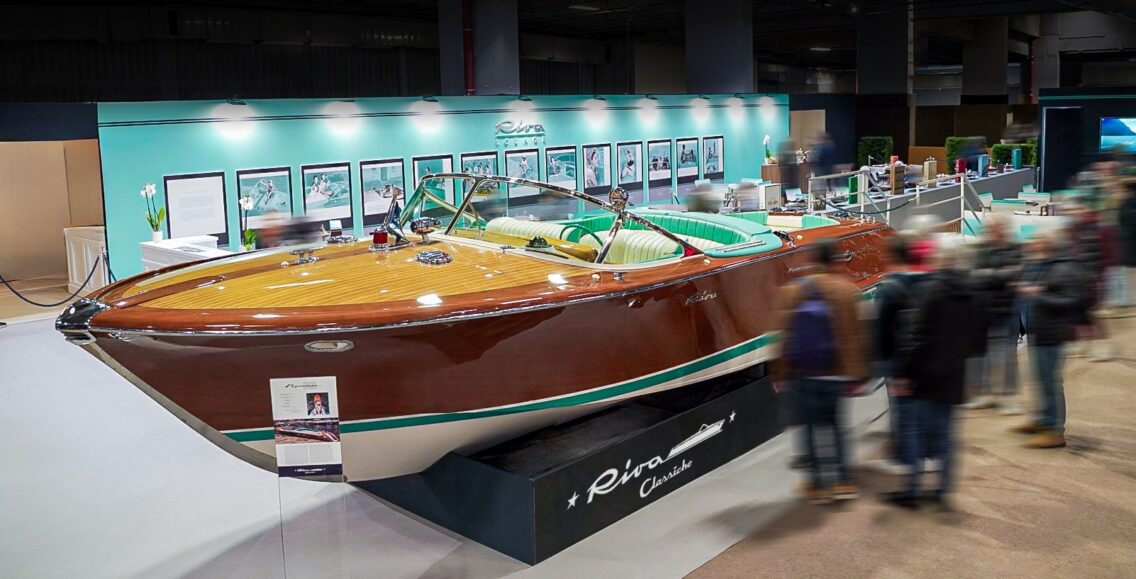 “Riva Classiche” shines at Rétromobile Paris