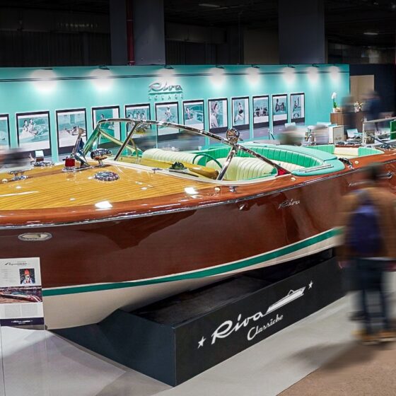 “Riva Classiche” shines at Rétromobile Paris