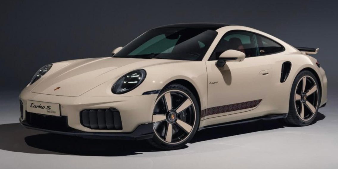 Porsche signed the marvellous ‘Sadu Edition’ 911 Turbo S for Kuwait